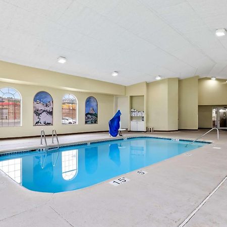 Quality Inn Near Monument Health Rapid City Hospital Esterno foto