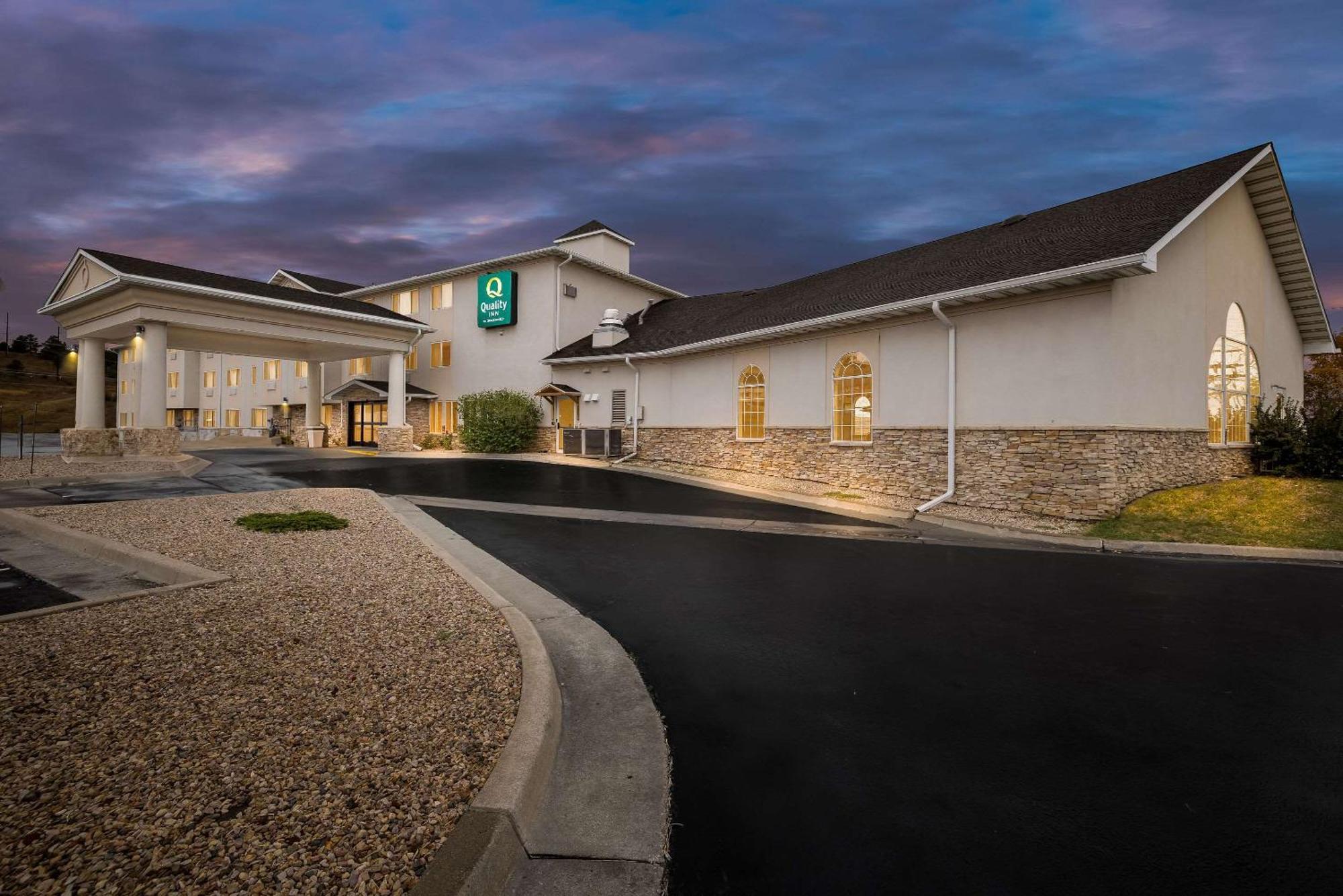Quality Inn Near Monument Health Rapid City Hospital Esterno foto